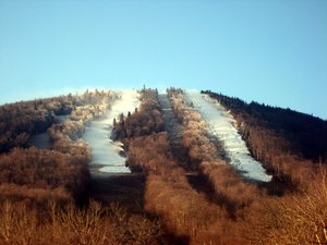 Snowmaking at Jay Peak